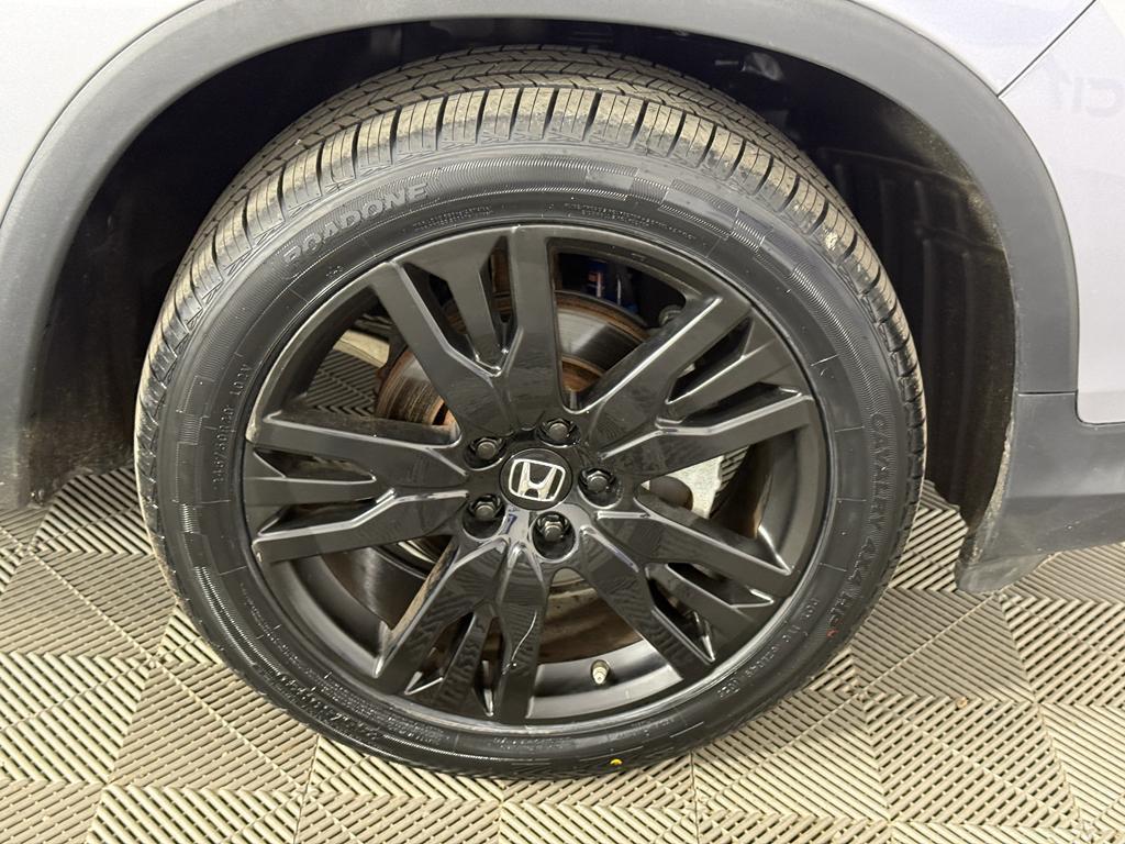 used 2021 Honda Pilot car, priced at $25,020