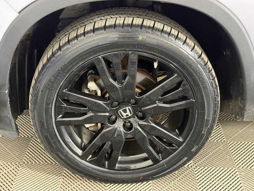 used 2021 Honda Pilot car, priced at $25,020