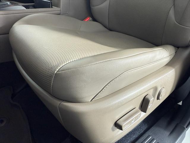 used 2021 Lexus GX 460 car, priced at $42,800