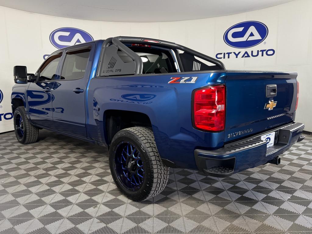 used 2018 Chevrolet Silverado 1500 car, priced at $30,000