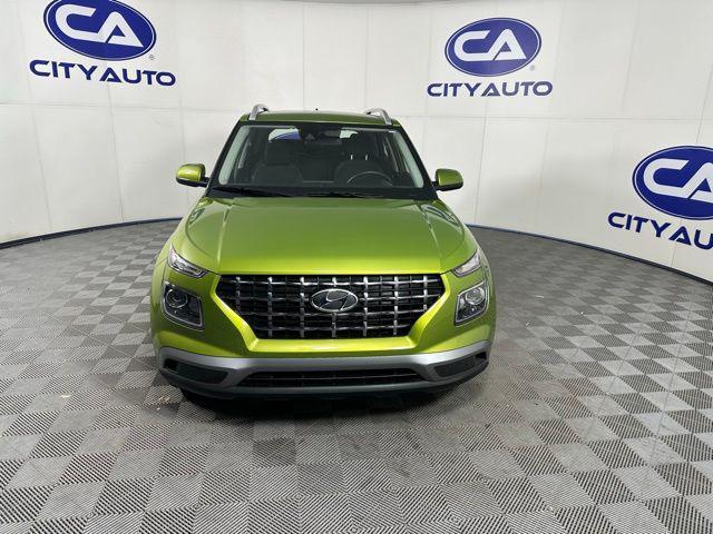 used 2022 Hyundai Venue car, priced at $19,995