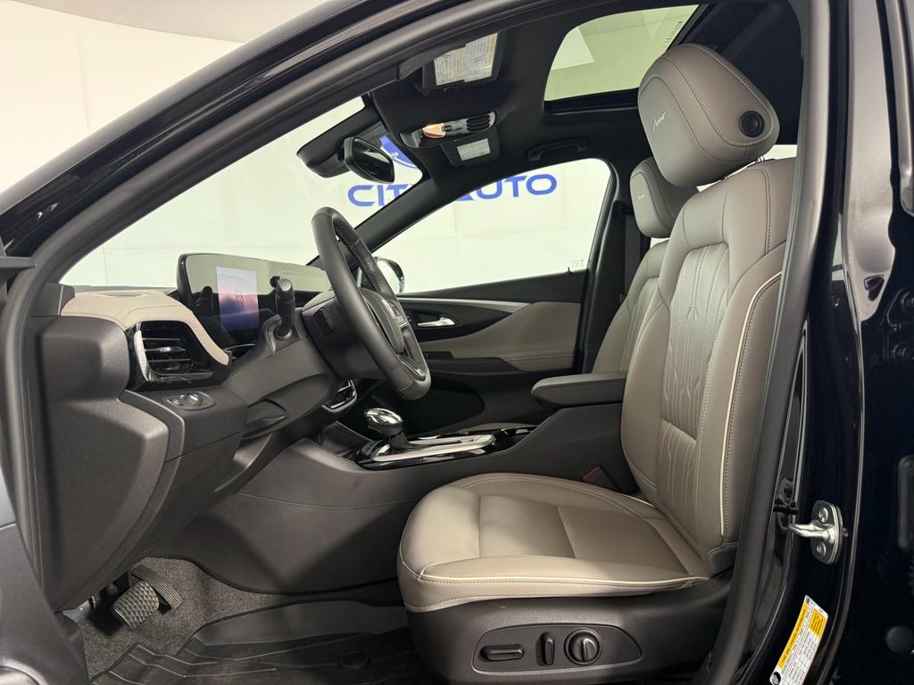 used 2025 Buick Envista car