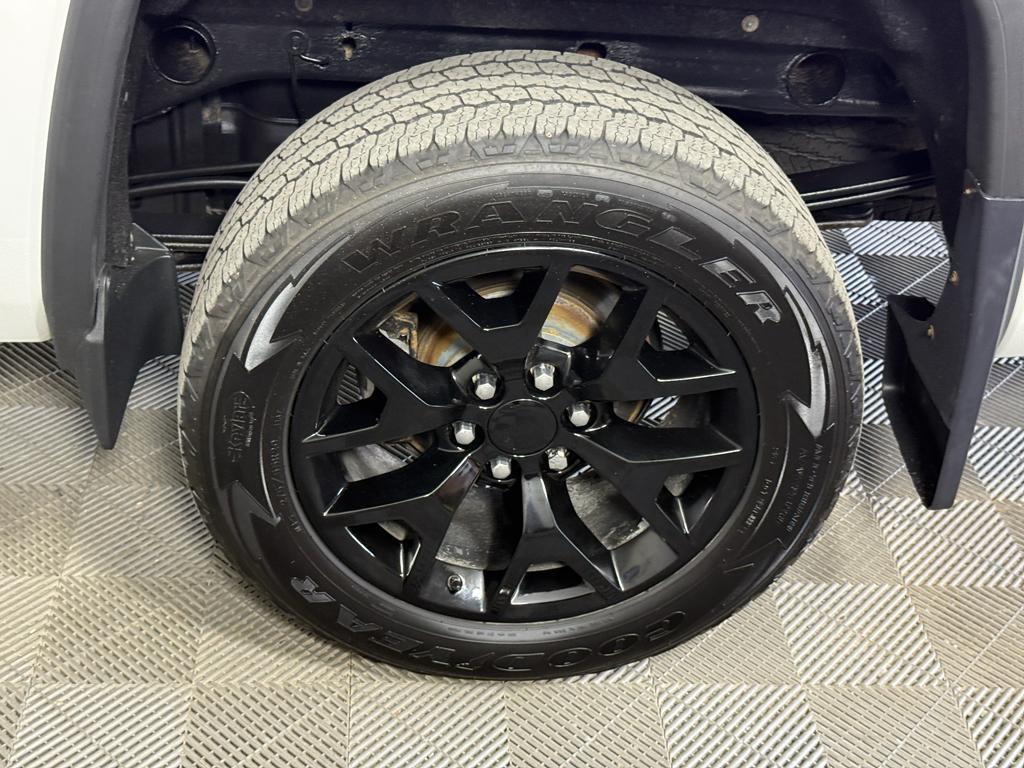 used 2016 GMC Sierra 1500 car, priced at $26,995