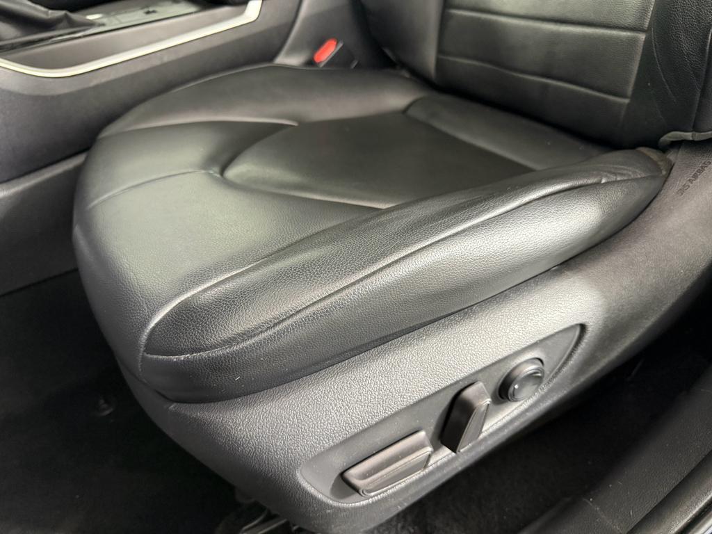 used 2020 Toyota Highlander Hybrid car, priced at $27,247