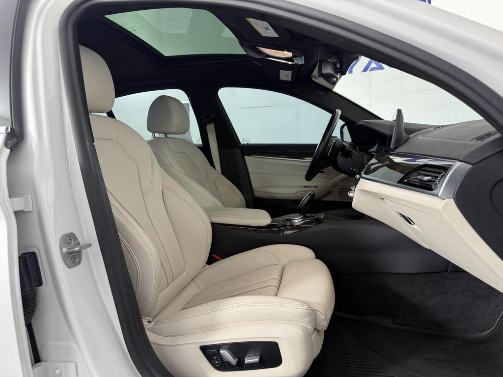 used 2021 BMW 540 car, priced at $32,912