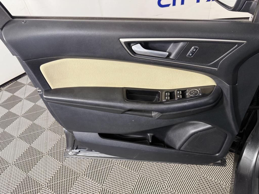 used 2016 Ford Edge car, priced at $10,000
