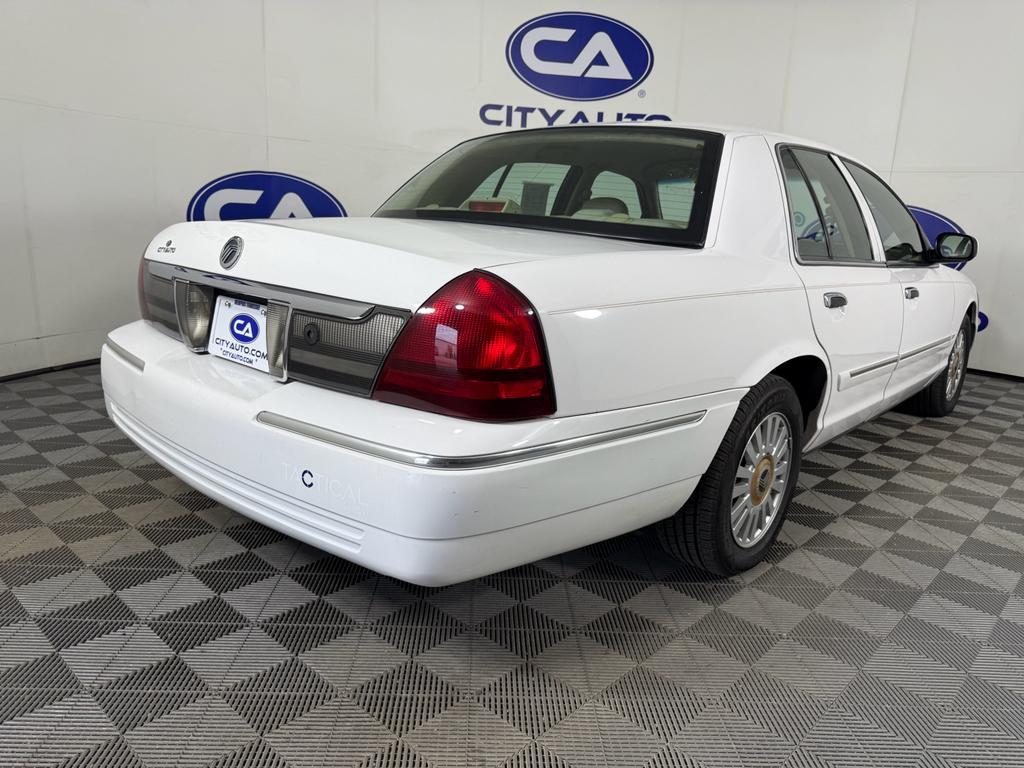used 2008 Mercury Grand Marquis car, priced at $8,995