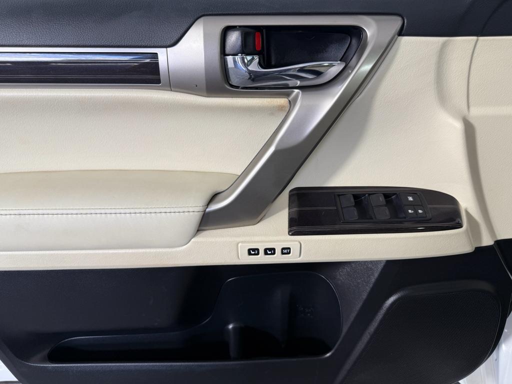 used 2021 Lexus GX 460 car, priced at $40,000