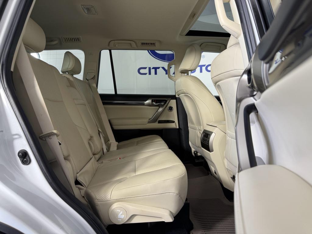 used 2021 Lexus GX 460 car, priced at $40,000