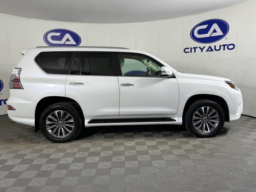 used 2021 Lexus GX 460 car, priced at $40,000