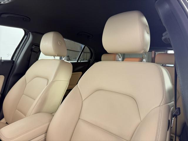 used 2020 Mercedes-Benz GLA 250 car, priced at $21,995