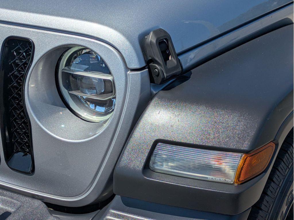 used 2021 Jeep Wrangler Unlimited car, priced at $28,770