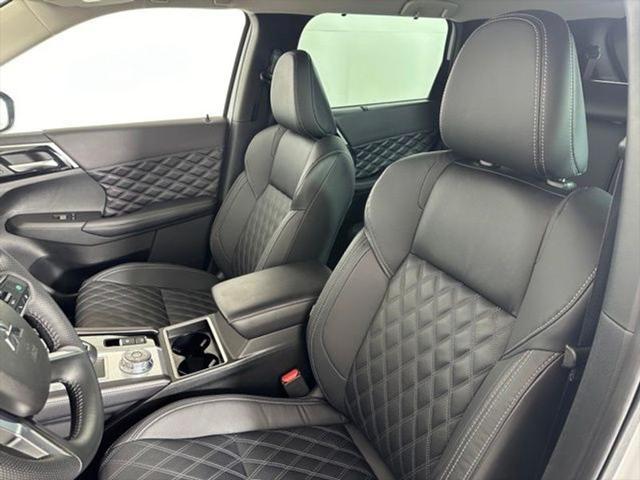 used 2023 Mitsubishi Outlander PHEV car, priced at $31,650