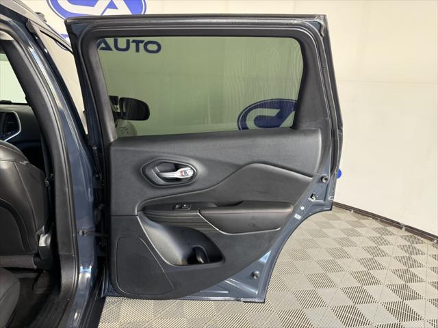 used 2016 Jeep Cherokee car, priced at $17,500