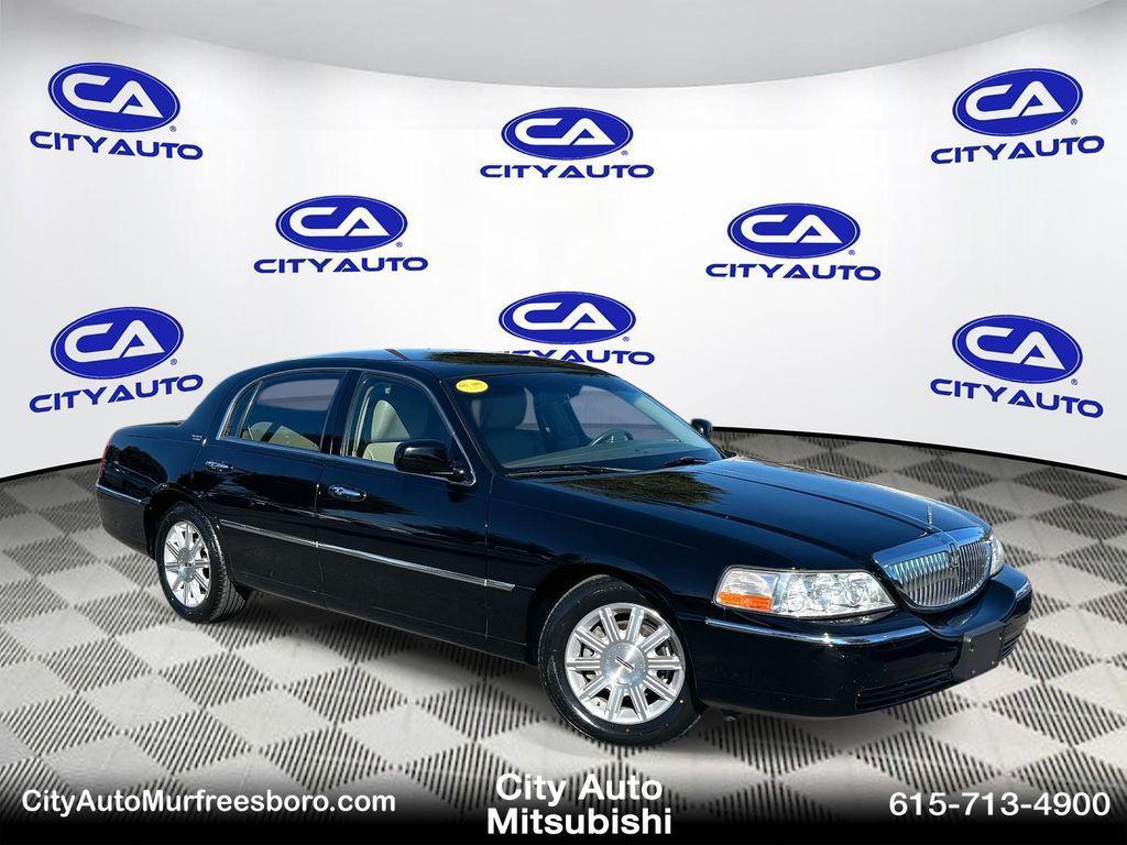 used 2011 Lincoln Town Car car, priced at $10,980