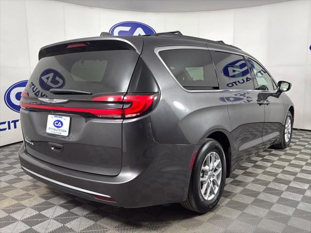 used 2022 Chrysler Pacifica car, priced at $21,962