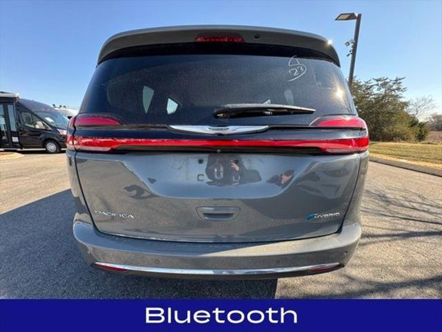 used 2022 Chrysler Pacifica Hybrid car, priced at $22,550