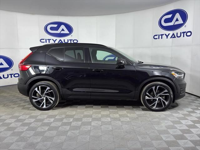 used 2022 Volvo XC40 car, priced at $30,995