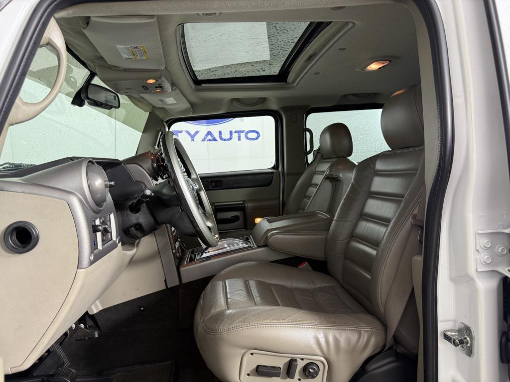 used 2004 Hummer H2 car, priced at $18,995