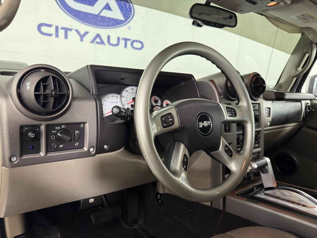 used 2004 Hummer H2 car, priced at $18,995