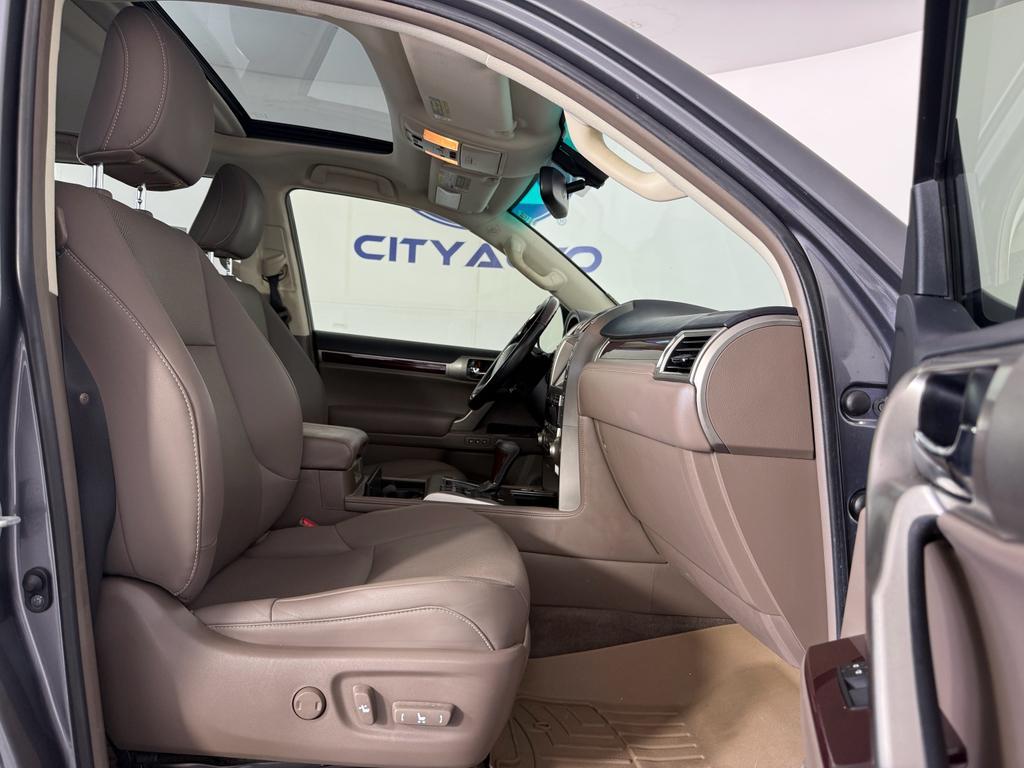 used 2019 Lexus GX 460 car, priced at $28,500