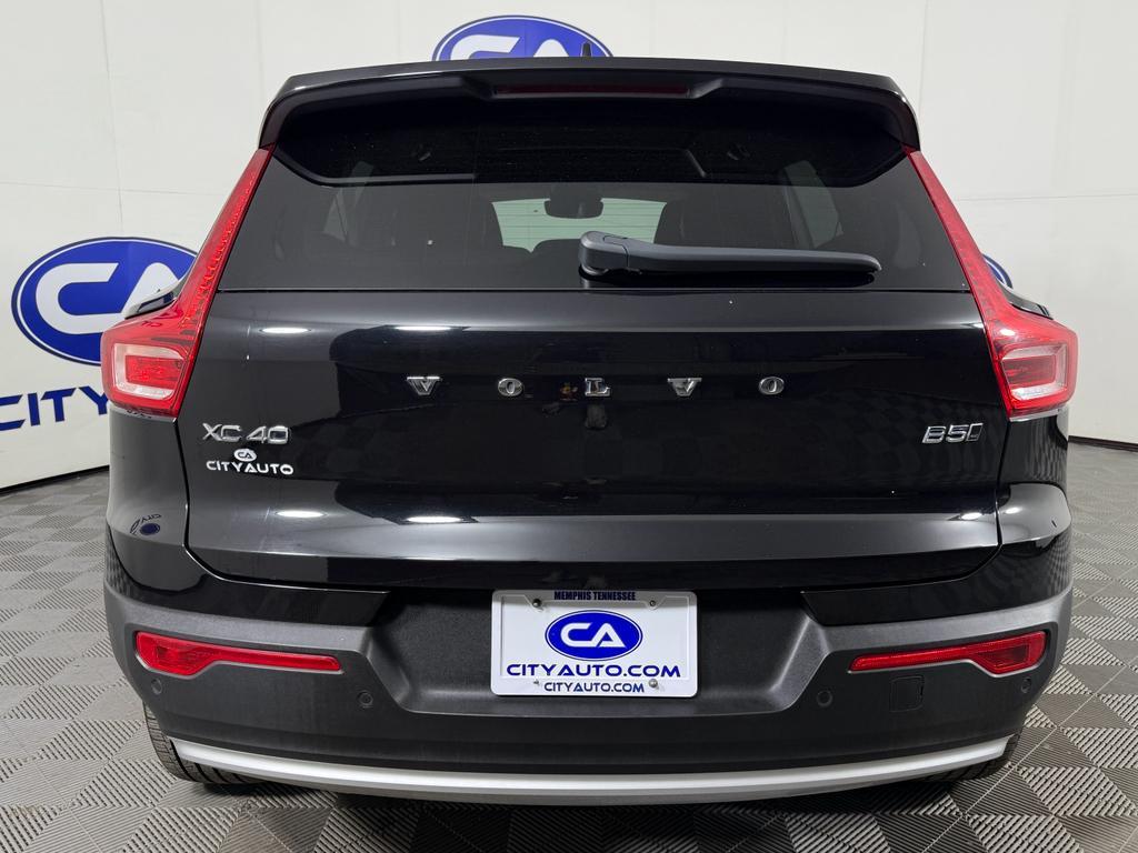 used 2024 Volvo XC40 car, priced at $24,487