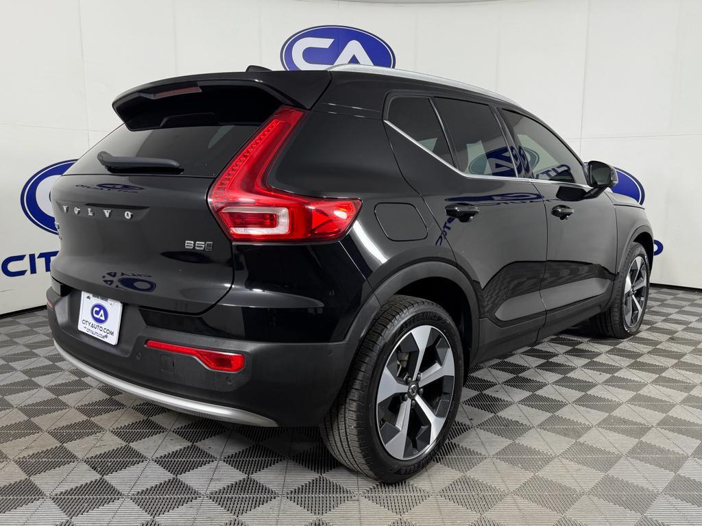 used 2024 Volvo XC40 car, priced at $24,487