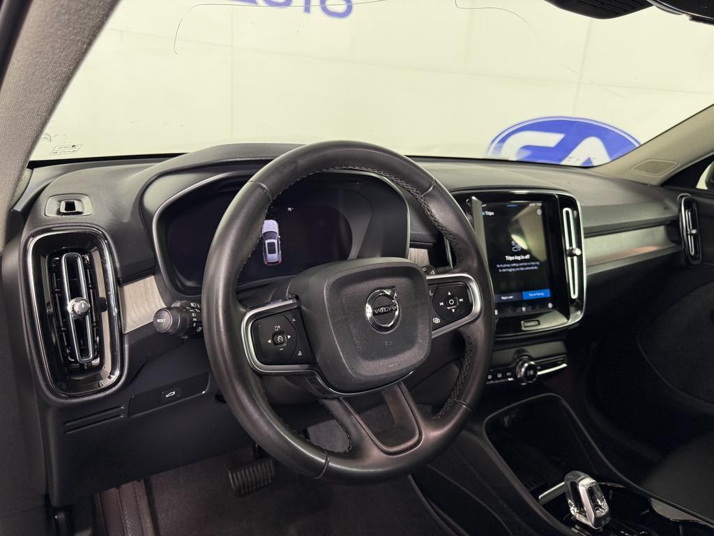 used 2024 Volvo XC40 car, priced at $24,487