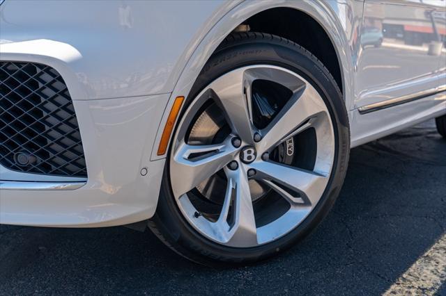 new 2025 Bentley Bentayga car, priced at $249,755