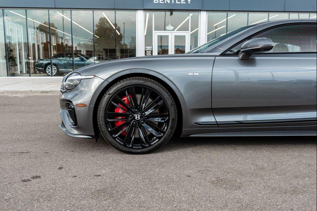 new 2025 Bentley Continental GT car