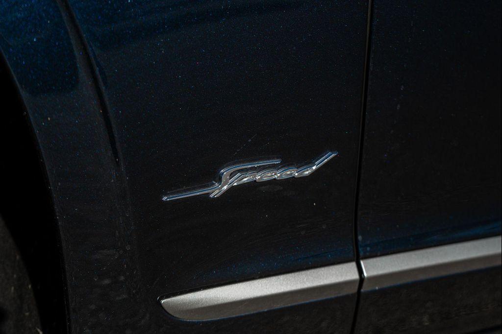 new 2025 Bentley Flying Spur car