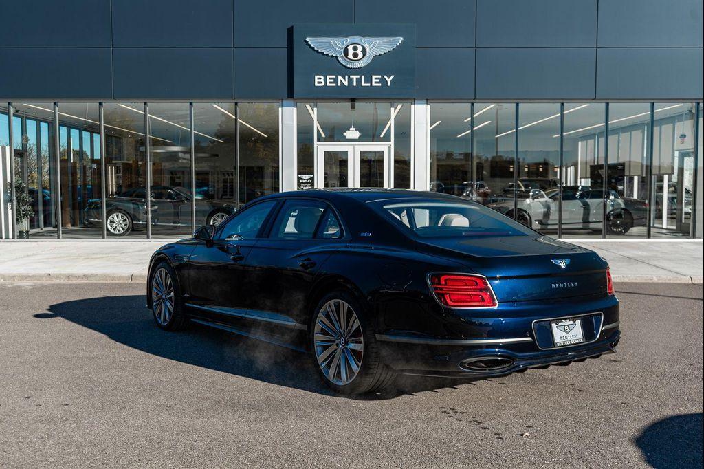 new 2025 Bentley Flying Spur car