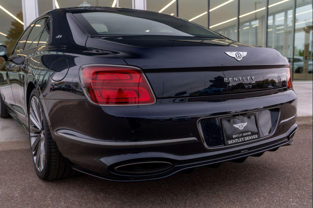 new 2025 Bentley Flying Spur car