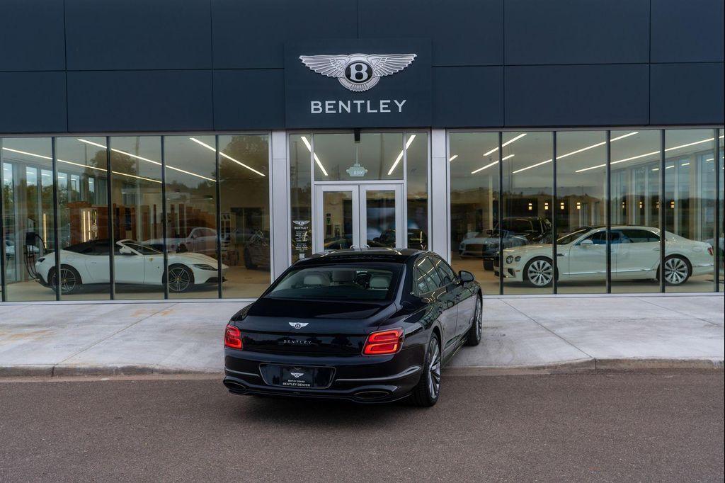 new 2025 Bentley Flying Spur car
