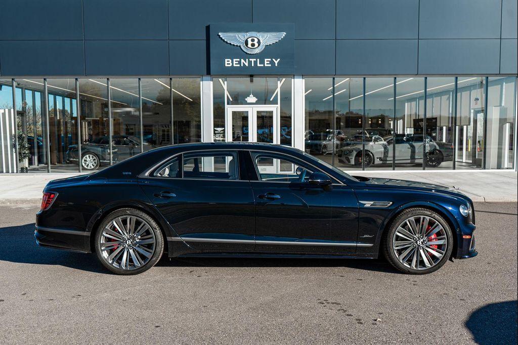 new 2025 Bentley Flying Spur car
