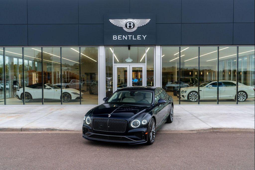 new 2025 Bentley Flying Spur car