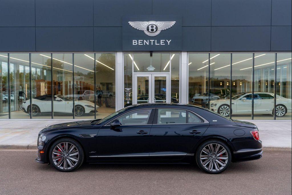 new 2025 Bentley Flying Spur car