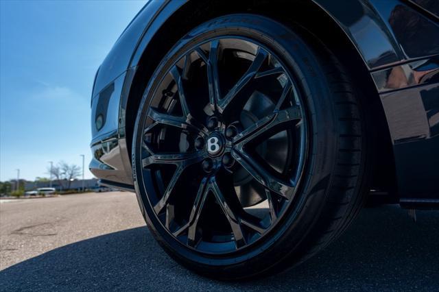 new 2025 Bentley Flying Spur car, priced at $353,905