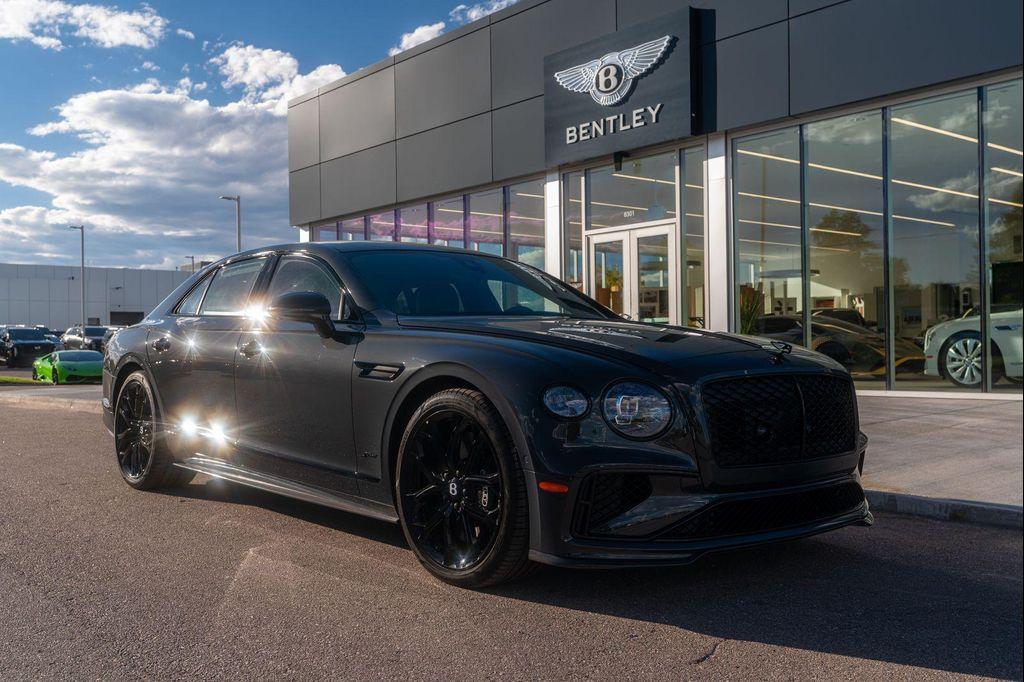 new 2025 Bentley Flying Spur car, priced at $353,095
