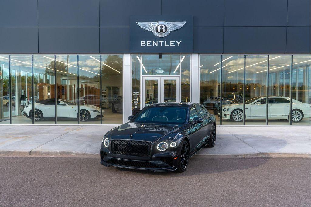 new 2025 Bentley Flying Spur car, priced at $353,095