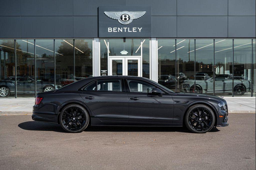 new 2025 Bentley Flying Spur car, priced at $353,095