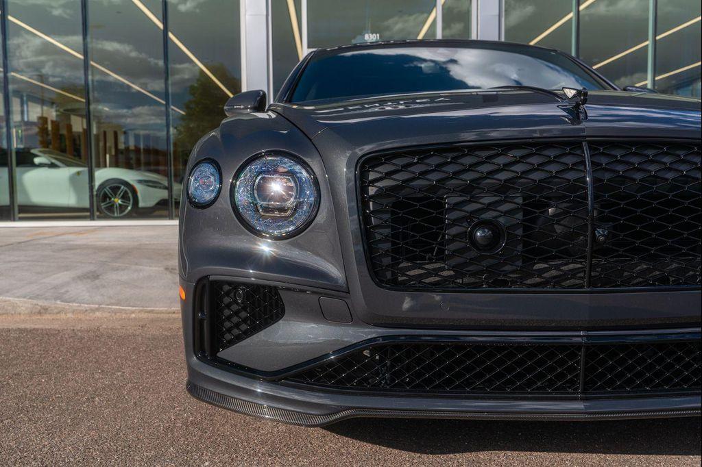 new 2025 Bentley Flying Spur car, priced at $353,095