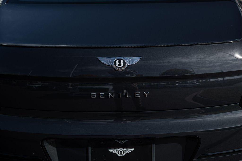 new 2025 Bentley Flying Spur car, priced at $353,095