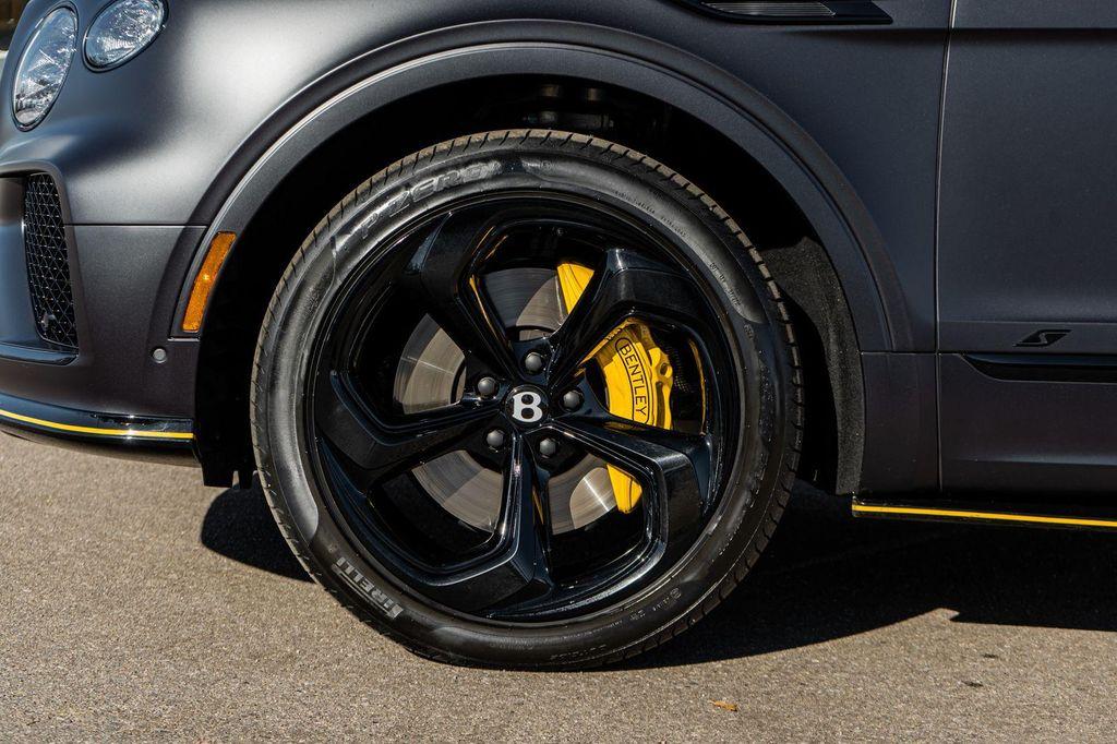 used 2025 Bentley Bentayga car, priced at $289,900