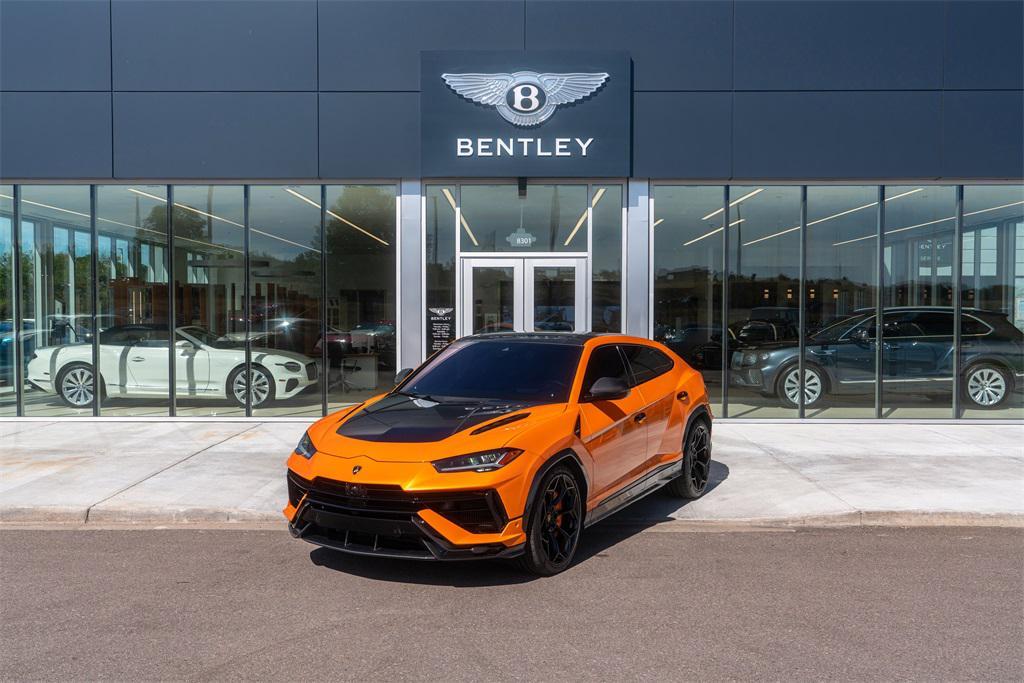 used 2024 Lamborghini Urus car, priced at $310,895