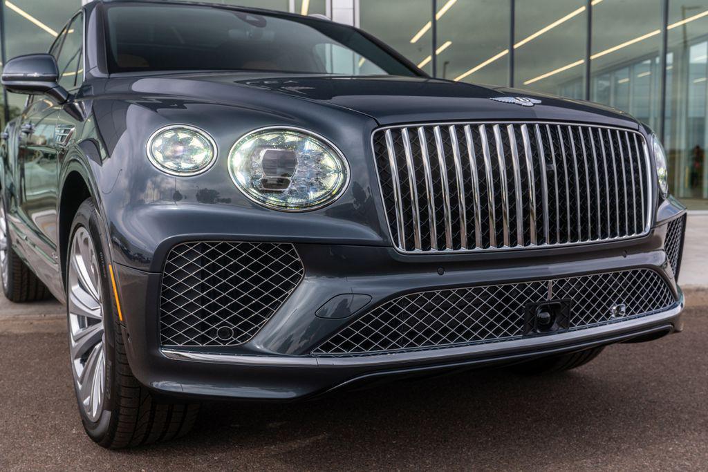 new 2025 Bentley Bentayga car, priced at $273,700