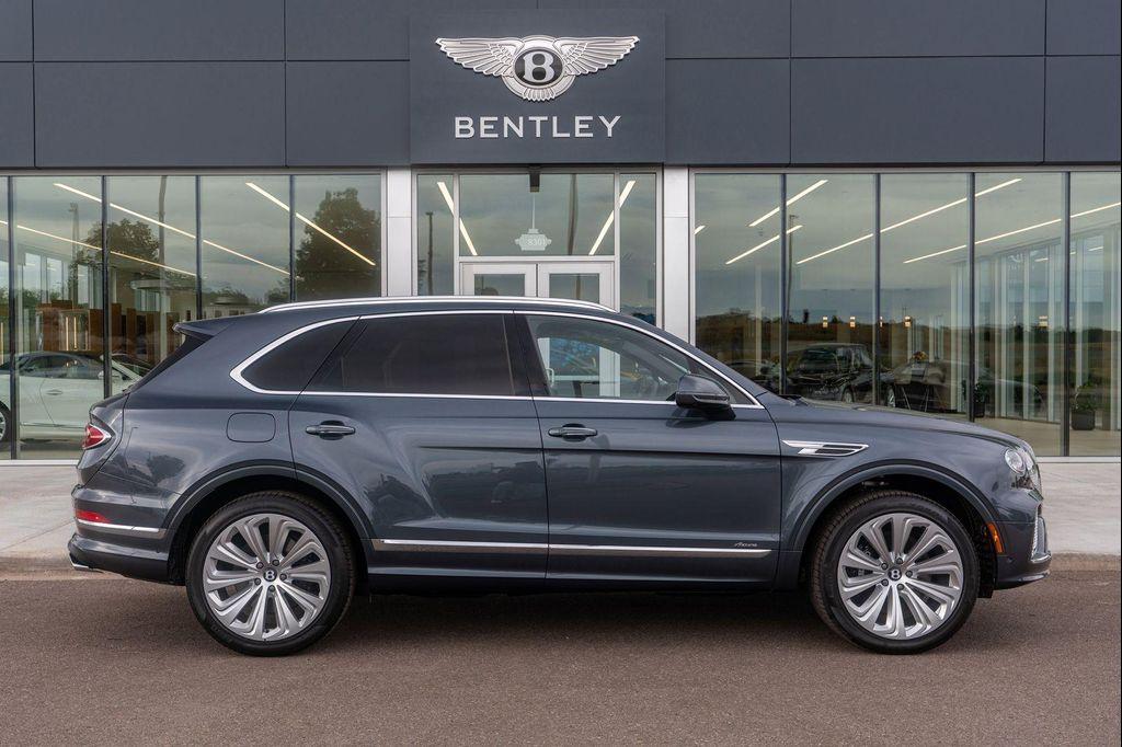 new 2025 Bentley Bentayga car