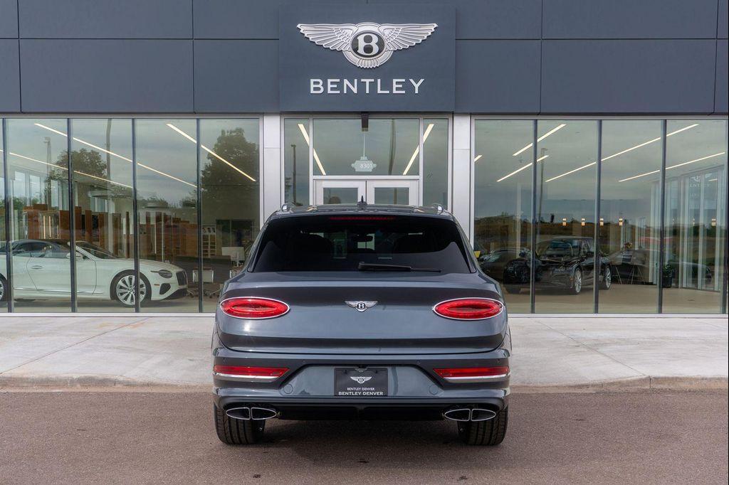new 2025 Bentley Bentayga car