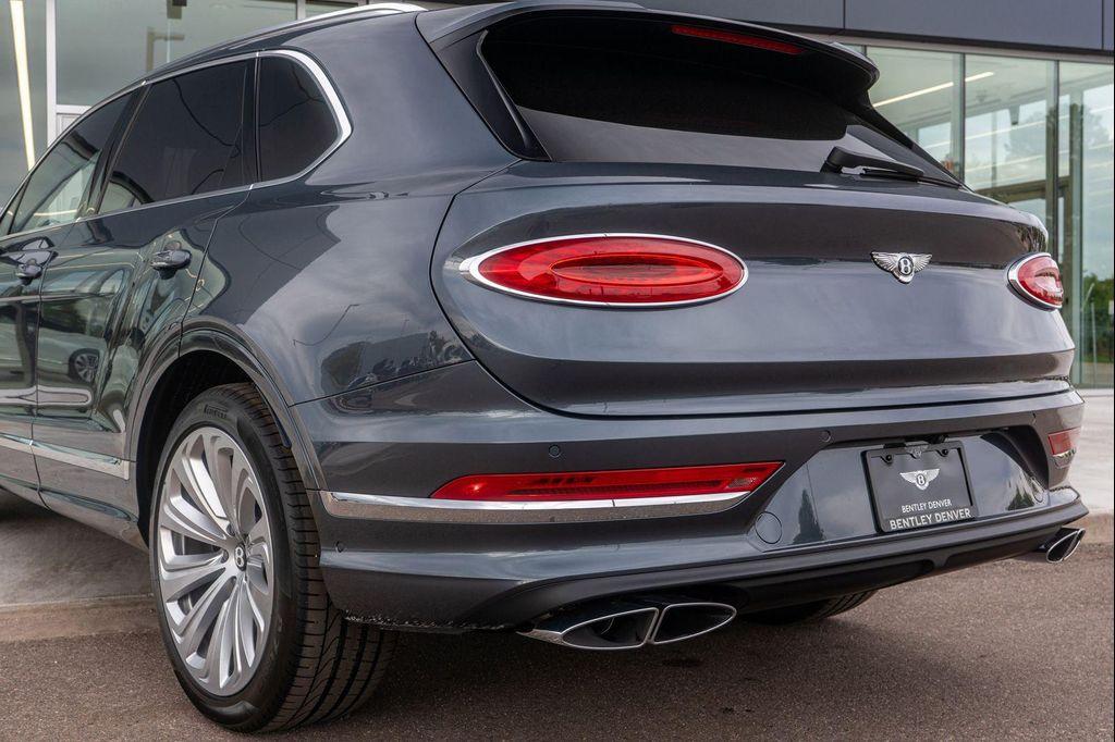 new 2025 Bentley Bentayga car
