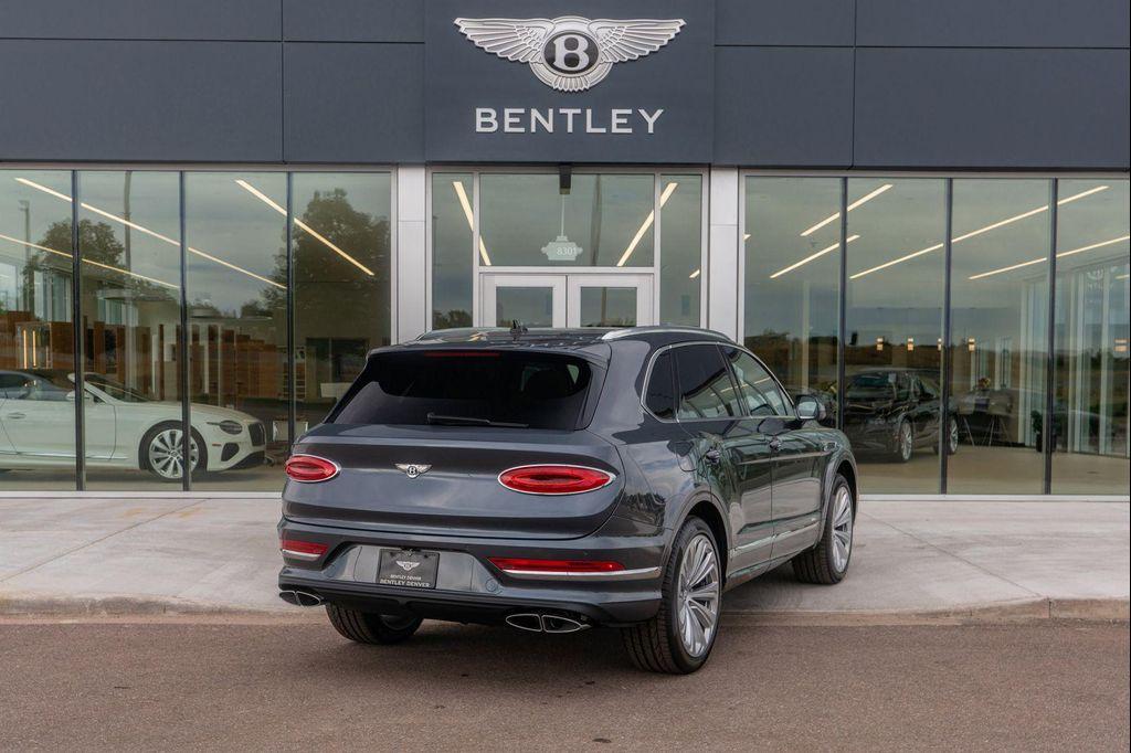new 2025 Bentley Bentayga car